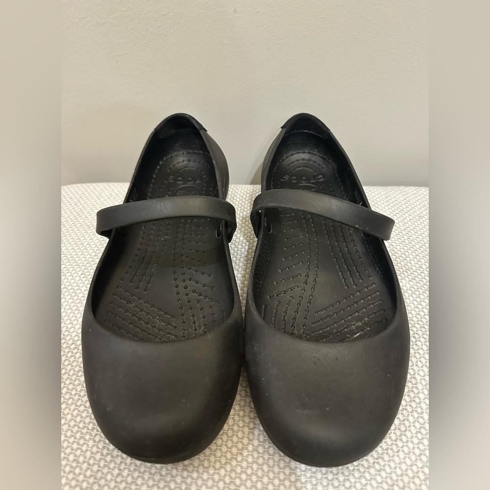 Crocs Alice Work Flats Women’s 8 Black Mary Jane Slip Resistance Comfort Hippie